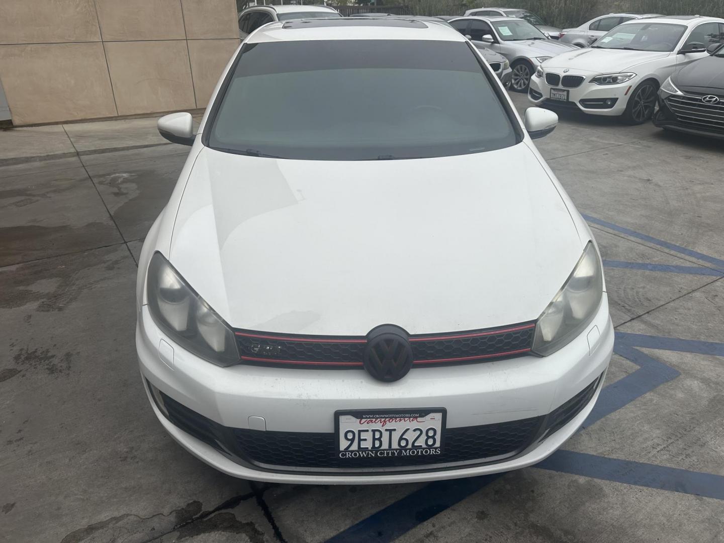 2010 White /Black Volkswagen GTI 2.0T Coupe PZEV (WVWFD7AJ9AW) with an 2.0L L4 DOHC 16V TURBO engine, Automatic transmission, located at 30 S. Berkeley Avenue, Pasadena, CA, 91107, (626) 248-7567, 34.145447, -118.109398 - Leather Seats! Moon-roof! This 2010 Volkswagen GTI 2.0T Coupe PZEV looks and drives well. This vehicle comes with a dealer 30 day / 1,000 Mile Warranty ( call us for details) and with Options up to 5 years / 100,000 Mile Warranty. Bad credit? We can help! We are the bank. Buy with confidence! All o - Photo#8