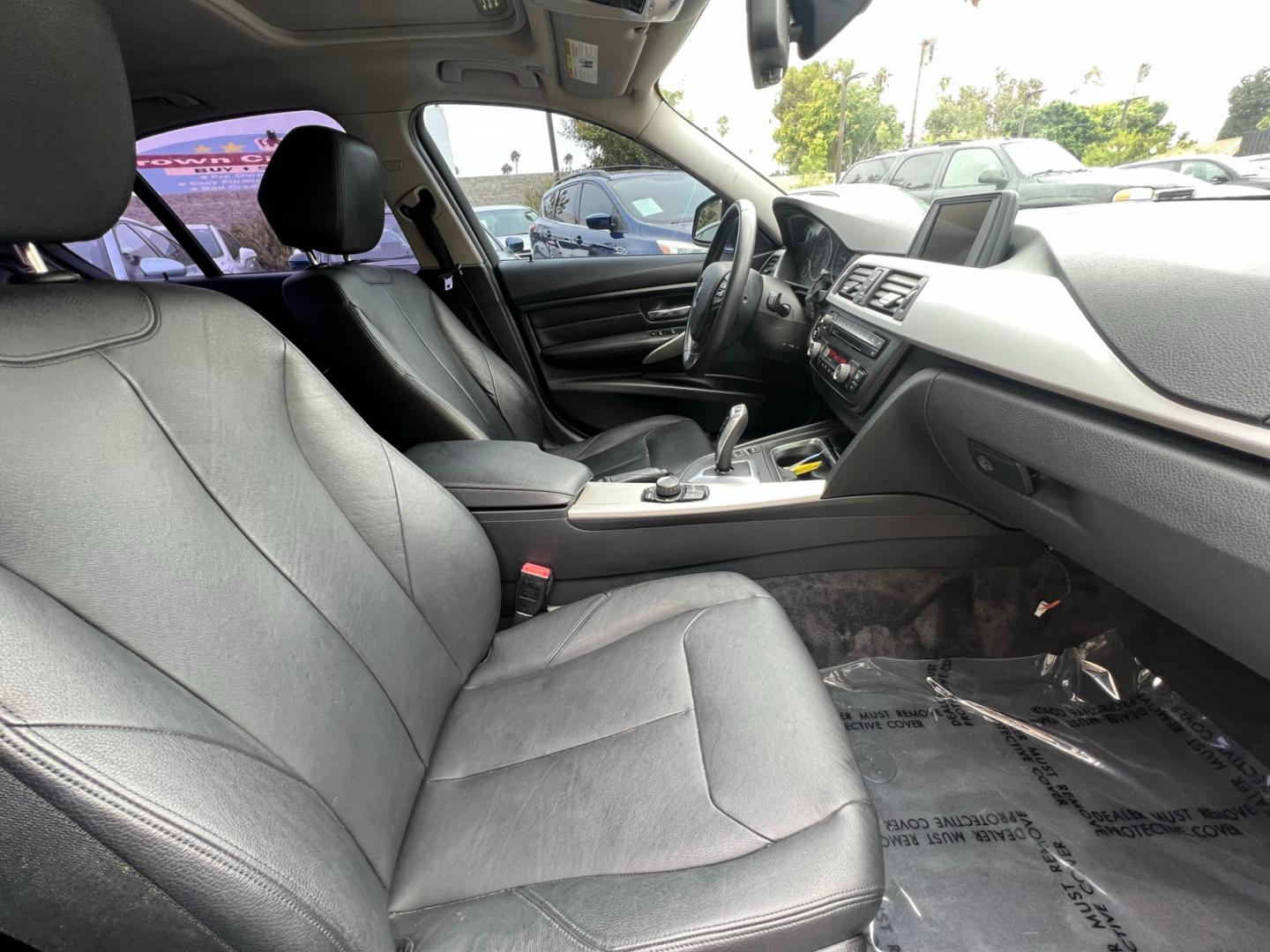 2013 Black /BLACK BMW 3-Series 328i Sedan - SULEV (WBA3C1G5XDN) with an 2.0L L4 DOHC 16V engine, Automatic transmission, located at 30 S. Berkeley Avenue, Pasadena, CA, 91107, (626) 248-7567, 34.145447, -118.109398 - Crown City Motors is a used “Buy Here Pay Here” car dealer in Pasadena CA. “Buy Here Pay Here” financing, means that when you purchase your vehicle from our dealership, that you make the payments to the dealership as well. We do not need the banks approval to get you approved for a used auto - Photo#11