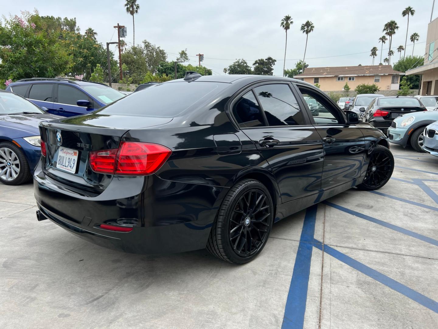 2013 Black /BLACK BMW 3-Series 328i Sedan - SULEV (WBA3C1G5XDN) with an 2.0L L4 DOHC 16V engine, Automatic transmission, located at 30 S. Berkeley Avenue, Pasadena, CA, 91107, (626) 248-7567, 34.145447, -118.109398 - Crown City Motors is a used “Buy Here Pay Here” car dealer in Pasadena CA. “Buy Here Pay Here” financing, means that when you purchase your vehicle from our dealership, that you make the payments to the dealership as well. We do not need the banks approval to get you approved for a used auto - Photo#5