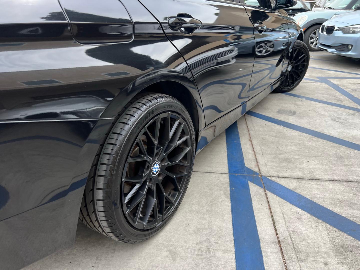 2013 Black /BLACK BMW 3-Series 328i Sedan - SULEV (WBA3C1G5XDN) with an 2.0L L4 DOHC 16V engine, Automatic transmission, located at 30 S. Berkeley Avenue, Pasadena, CA, 91107, (626) 248-7567, 34.145447, -118.109398 - Crown City Motors is a used “Buy Here Pay Here” car dealer in Pasadena CA. “Buy Here Pay Here” financing, means that when you purchase your vehicle from our dealership, that you make the payments to the dealership as well. We do not need the banks approval to get you approved for a used auto - Photo#6