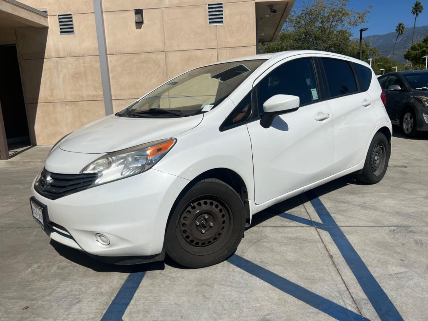 2016 White /Gray Nissan Versa Note S (3N1CE2CP8GL) with an 1.6L L4 DOHC 16V engine, autoamtic transmission, located at 30 S. Berkeley Avenue, Pasadena, CA, 91107, (626) 248-7567, 34.145447, -118.109398 - MPG! Good Value! The 2016 Nissan Versa Note Hatchback, a gem among pre-owned autos in Altadena, seamlessly blends efficiency, style, and practicality. For those navigating the bustling streets of Pasadena or the vast expanses of LA County, this hatchback promises a driving experience that's both ex - Photo#0