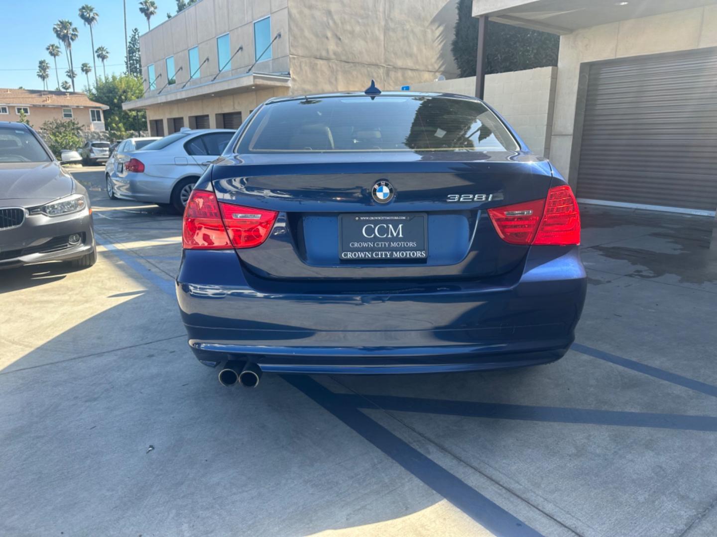 2011 Le Mans Blue Metallic /Black BMW 3-Series Leather (WBAPH7C51BA) with an 3.0 engine, Automatic transmission, located at 30 S. Berkeley Avenue, Pasadena, CA, 91107, (626) 248-7567, 34.145447, -118.109398 - Photo#3