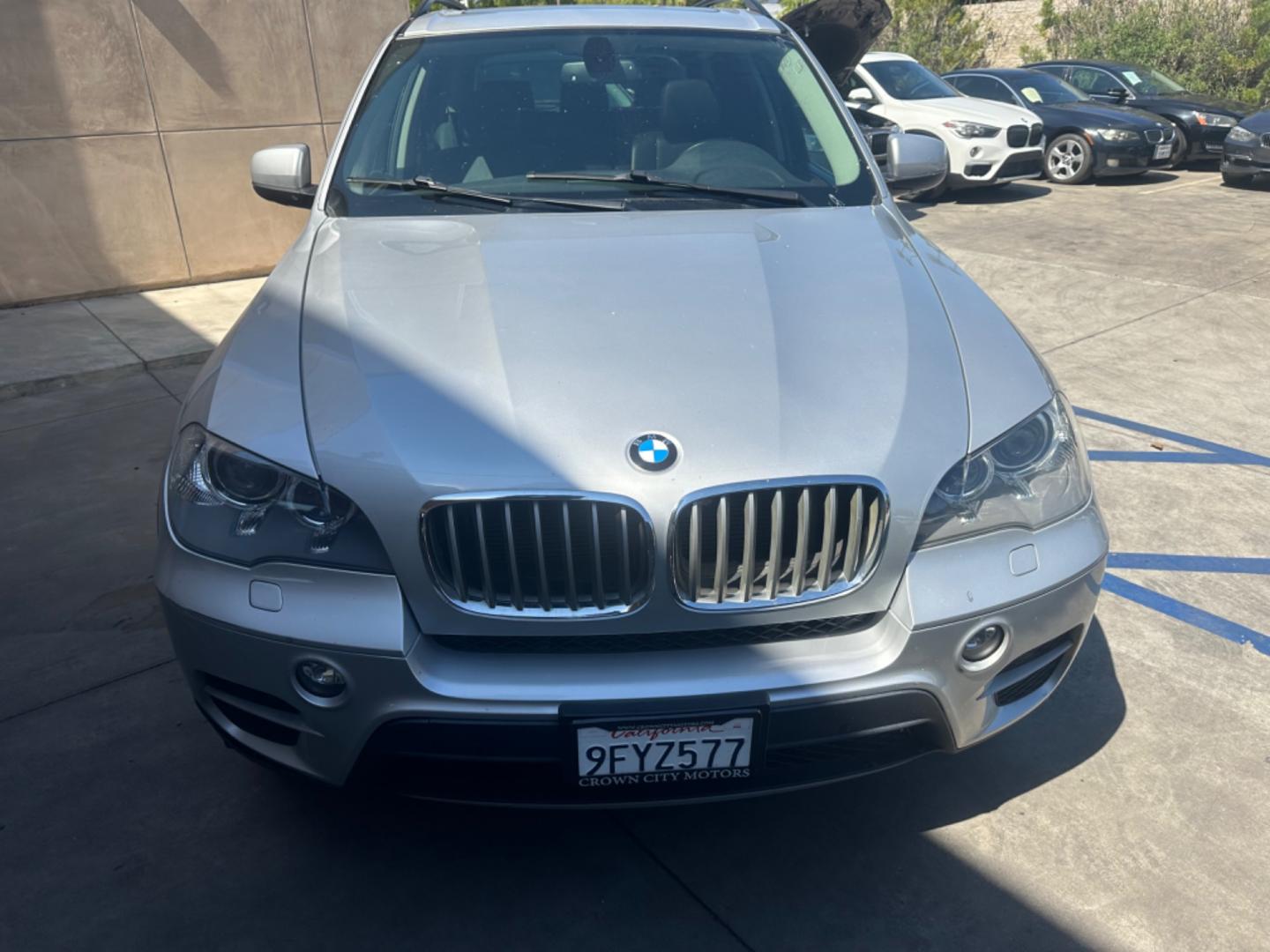 2013 Platinum Bronze Metallic /Black BMW X5 Leather (5UXZV4C59D0) with an 3.0 engine, Automatic transmission, located at 30 S. Berkeley Avenue, Pasadena, CA, 91107, (626) 248-7567, 34.145447, -118.109398 - Photo#7