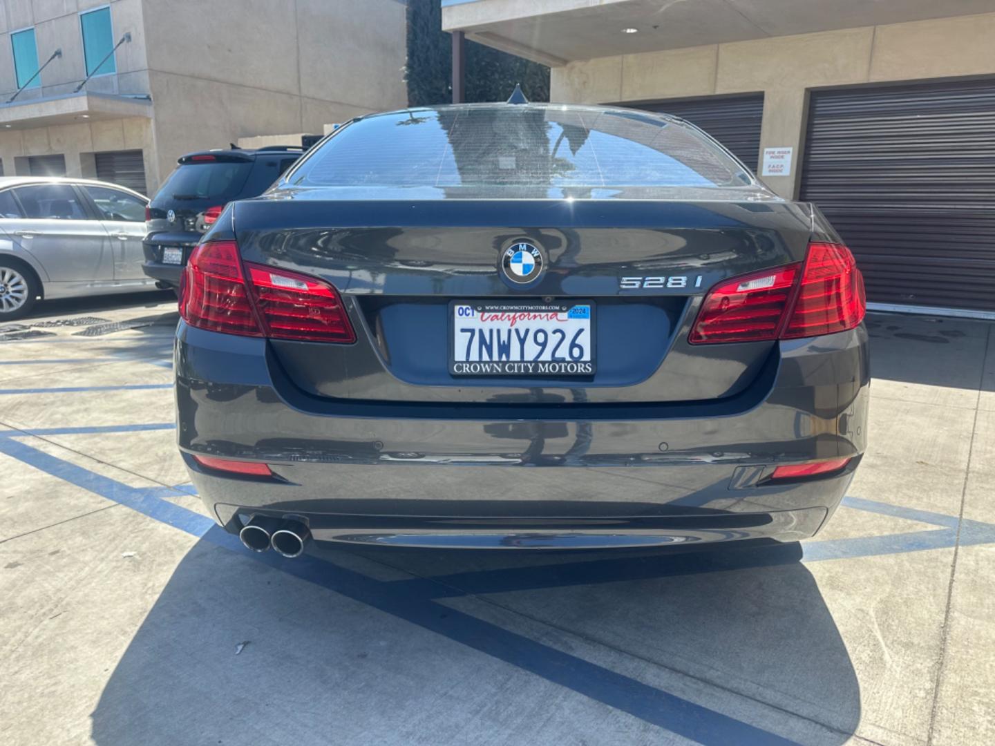 2015 Space Gray Metallic /Black BMW 5-Series Leather (WBA5A5C50FD) with an 2.0 engine, Automatic transmission, located at 30 S. Berkeley Avenue, Pasadena, CA, 91107, (626) 248-7567, 34.145447, -118.109398 - Photo#8