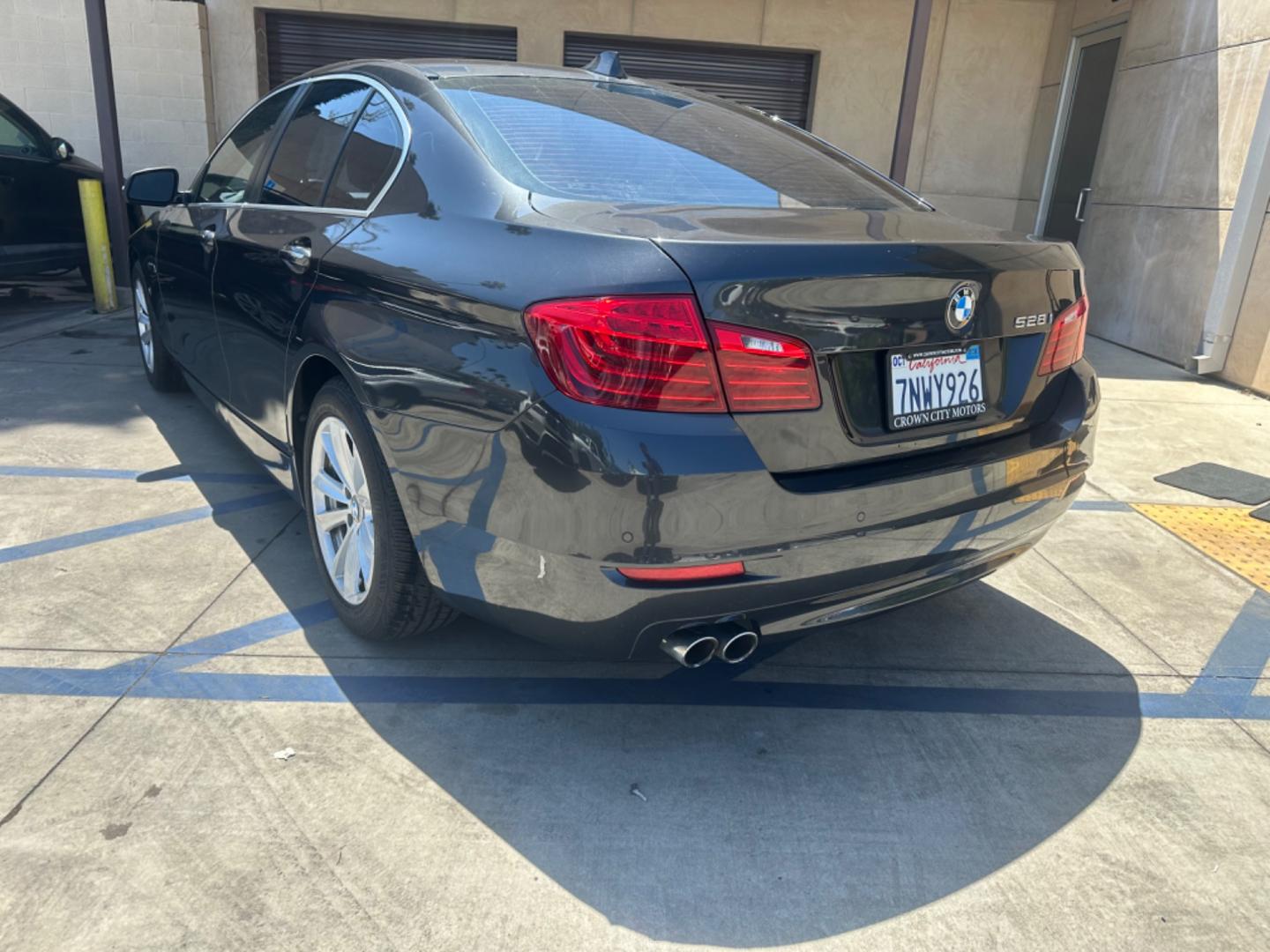 2015 Space Gray Metallic /Black BMW 5-Series Leather (WBA5A5C50FD) with an 2.0 engine, Automatic transmission, located at 30 S. Berkeley Avenue, Pasadena, CA, 91107, (626) 248-7567, 34.145447, -118.109398 - Photo#3