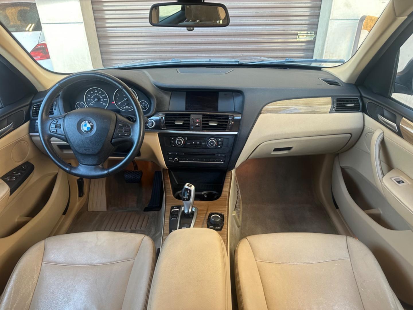 2014 X3 xDrive28i (5UXWX9C55E0) with an 2.0L L4 DOHC 16V engine, 8-Speed Automatic transmission, located at 30 S. Berkeley Avenue, Pasadena, CA, 91107, (626) 248-7567, 34.145447, -118.109398 - Photo#20