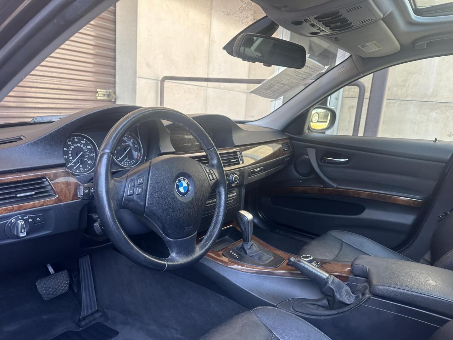 2011 Black Sapphire Metallic /BLACK BMW 3-Series leather (WBAPH5G57BN) with an Inline 6 engine, Automatic transmission, located at 30 S. Berkeley Avenue, Pasadena, CA, 91107, (626) 248-7567, 34.145447, -118.109398 - Photo#7