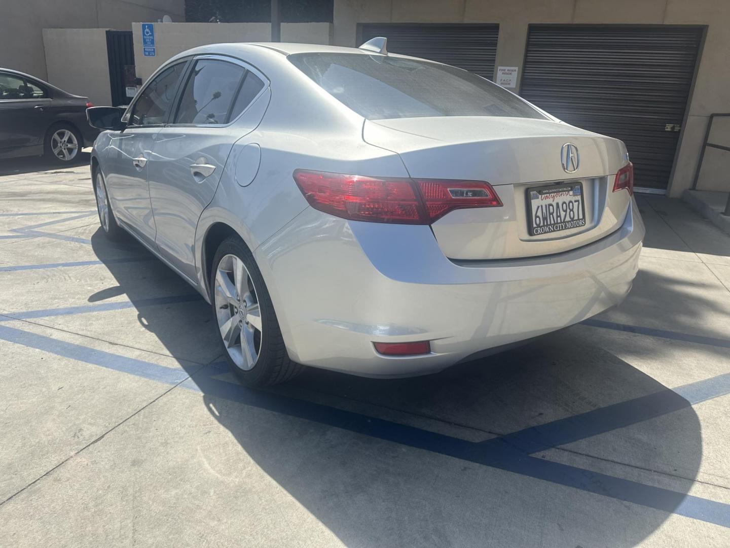 2013 /Black Acura ILX 5-Spd AT w/ Premium Package (19VDE1F59DE) with an 2.0L L4 16V DOHC engine, 5-Speed Automatic transmission, located at 30 S. Berkeley Avenue, Pasadena, CA, 91107, (626) 248-7567, 34.145447, -118.109398 - Photo#2