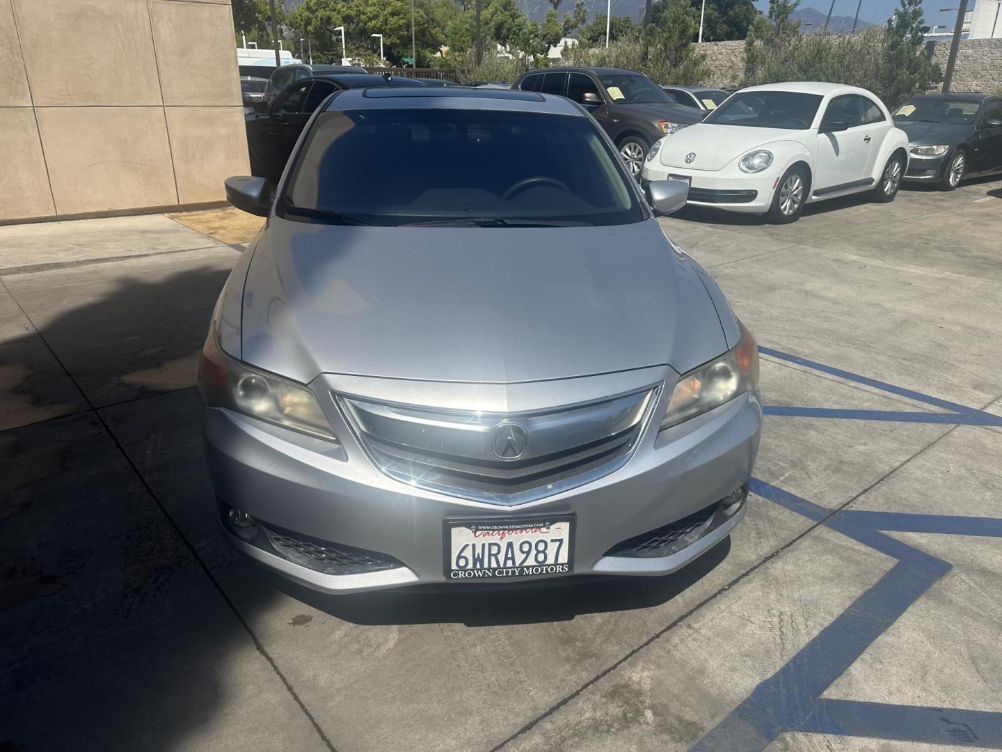 2013 /Black Acura ILX 5-Spd AT w/ Premium Package (19VDE1F59DE) with an 2.0L L4 16V DOHC engine, 5-Speed Automatic transmission, located at 30 S. Berkeley Avenue, Pasadena, CA, 91107, (626) 248-7567, 34.145447, -118.109398 - 2013 Acura ILX – Low Miles, Affordable Luxury, and Easy Financing Options Overview: Step into luxury and reliability with this 2013 Acura ILX, a compact sedan that perfectly blends performance, comfort, and technology. This particular model stands out with its low mileage of just 81,761 miles, m - Photo#7