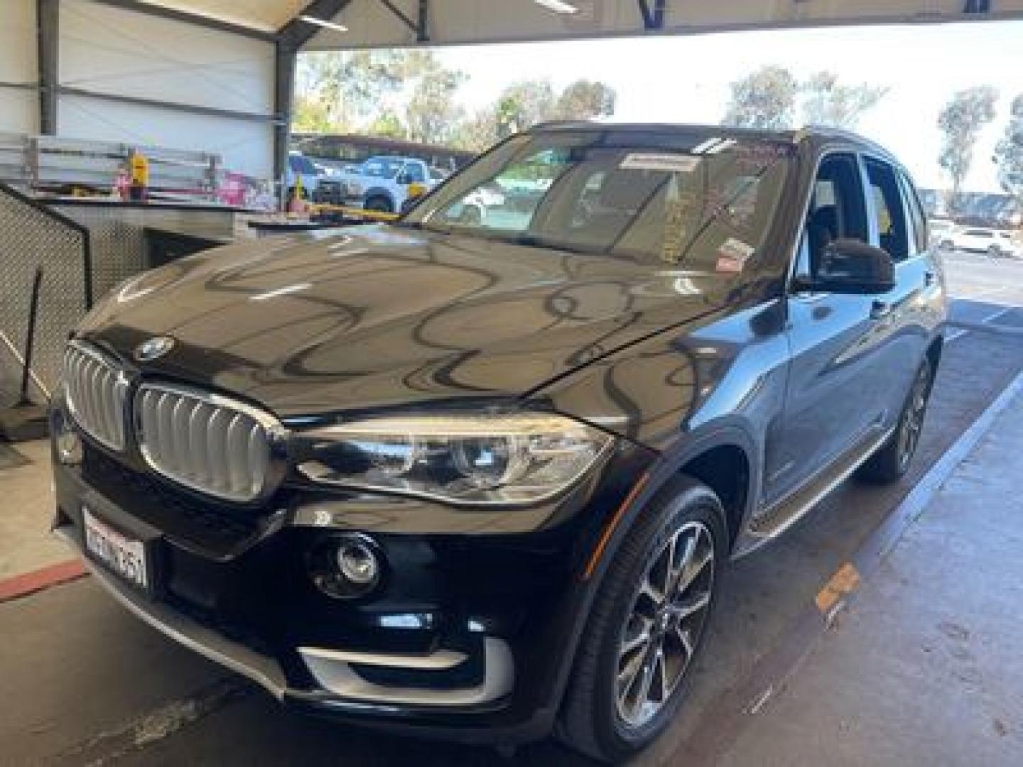 2015 Black Sapphire Metallic /Black BMW X5 xDrive35i (5UXKR0C58F0) with an 3.0L L6 DOHC 24V engine, 8-Speed Automatic transmission, located at 30 S. Berkeley Avenue, Pasadena, CA, 91107, (626) 248-7567, 34.145447, -118.109398 - 2015 BMW X5 xDrive35i: Luxury, Performance, and Low Miles at Crown City Motors If you're searching for a luxury SUV that delivers both premium performance and refined elegance, the 2015 BMW X5 xDrive35i is the perfect vehicle for you. And if you're worried about financing due to credit issues, ou - Photo#0