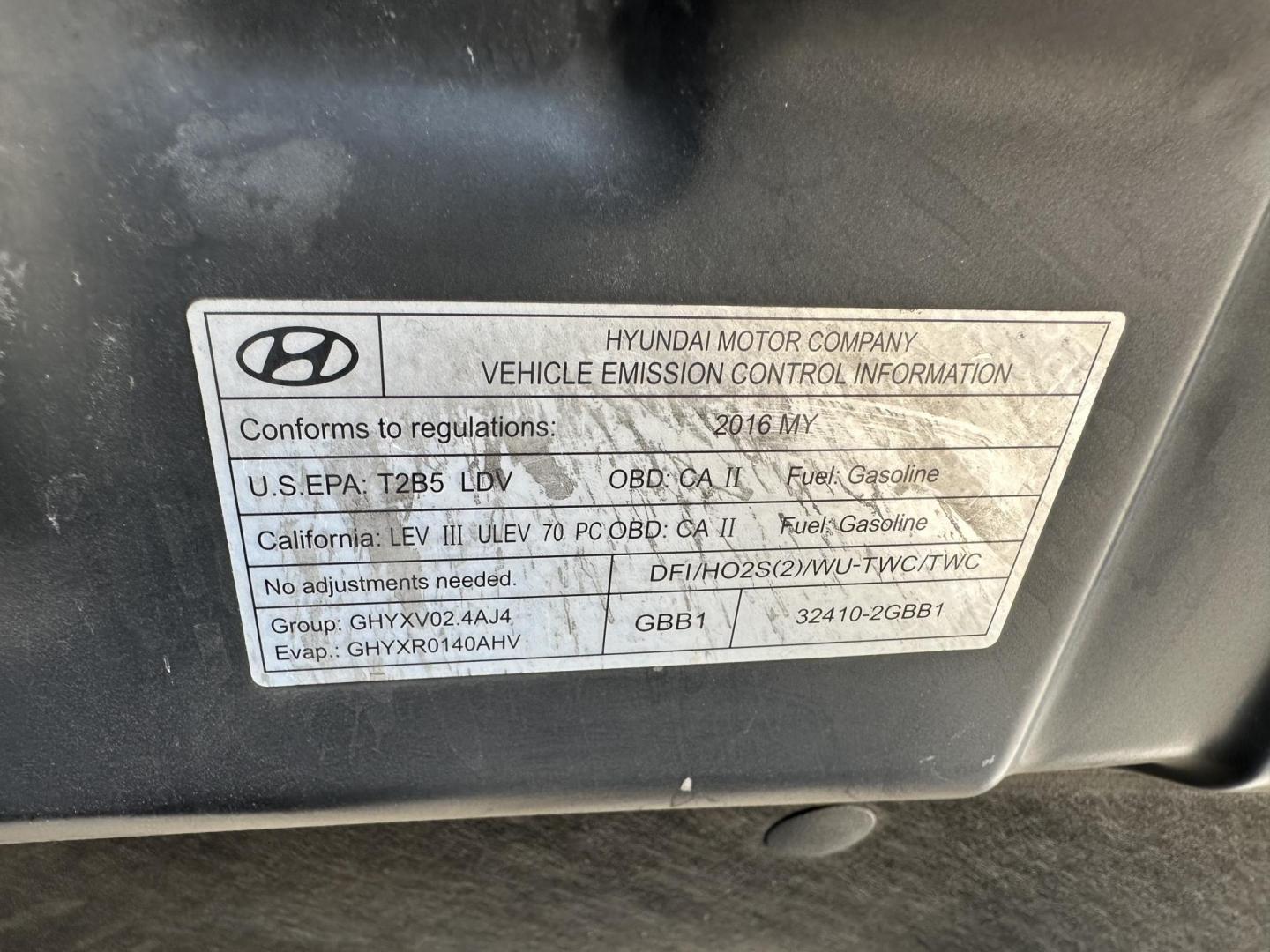 2016 Black /Black Hyundai Sonata SE (5NPE24AF8GH) with an 2.4L L4 DOHC 16V engine, 7A transmission, located at 30 S. Berkeley Avenue, Pasadena, CA, 91107, (626) 248-7567, 34.145447, -118.109398 - Photo#12