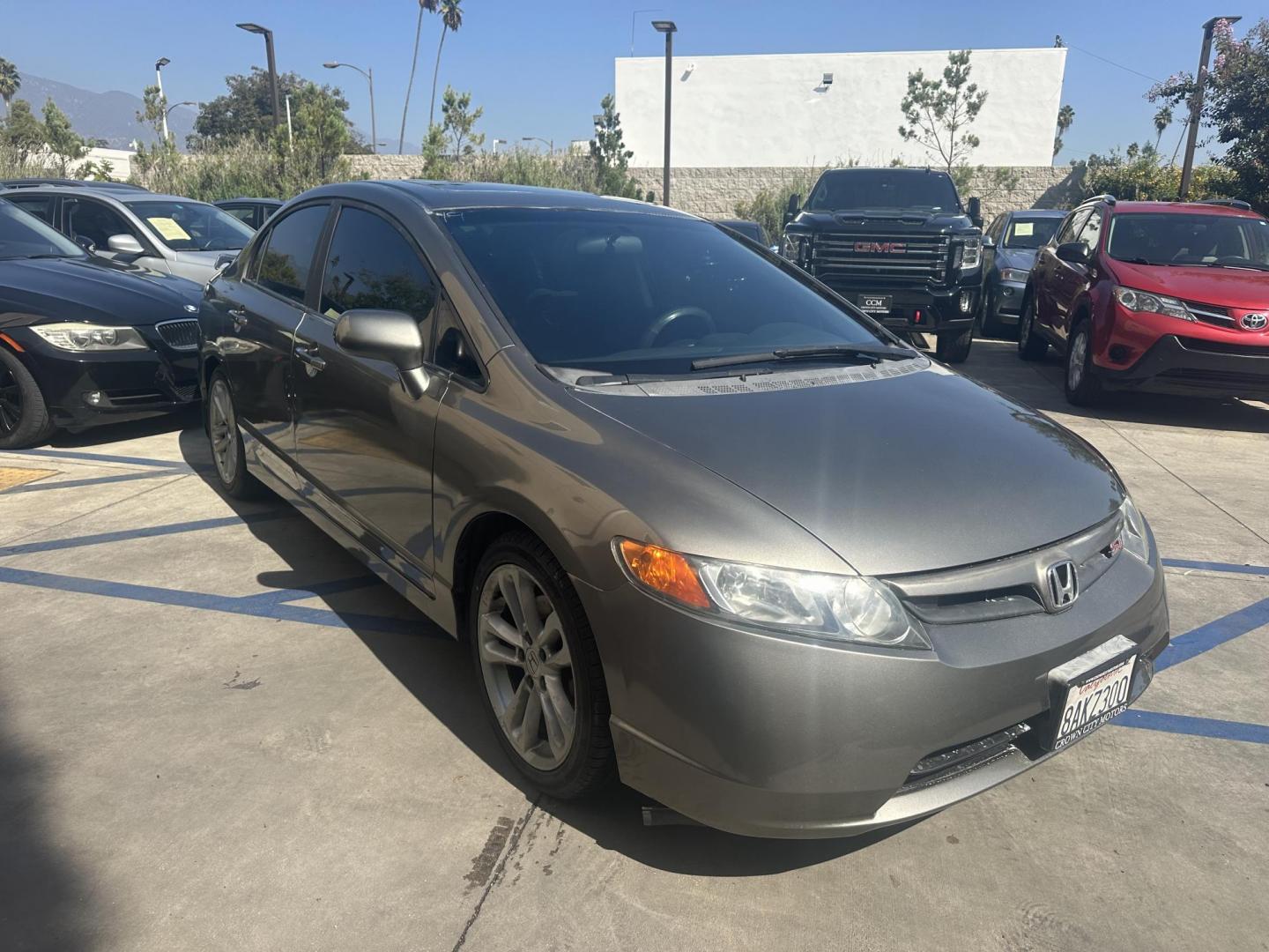 2007 Silver Metallic /Gray Honda Civic Si Sedan (2HGFA55547H) with an 2.0L L4 DOHC 16V engine, 6-Speed Manual Overdrive transmission, located at 30 S. Berkeley Avenue, Pasadena, CA, 91107, (626) 248-7567, 34.145447, -118.109398 - New Paint! New Tires! This 2007 Honda Civic Si Sedan looks and drives well. Drive Home a Stylish 2007 Honda Civic Si 4-Door Sedan with New Paint and Tires – Available at Our Buy Here Pay Here Dealer with Bad Credit Auto Loan Financing! Looking for a sleek and sporty sedan that’s perfect for - Photo#6