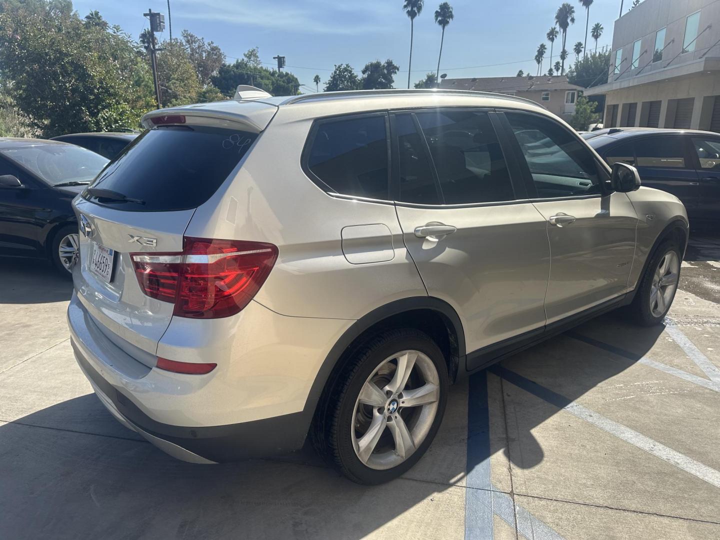 2017 Mineral Gray Metallic /Gray BMW X3 sDrive28i (5UXWZ7C36H0) with an 2.0L L4 DOHC 16V engine, 8A transmission, located at 30 S. Berkeley Avenue, Pasadena, CA, 91107, (626) 248-7567, 34.145447, -118.109398 - 2017 BMW X3: Luxury, Performance, and Flexible Financing Options for Bad Credit at Buy Here Pay Here Dealerships Are you in the market for a luxury SUV that combines superior performance, cutting-edge technology, and a refined driving experience? The 2017 BMW X3 offers all of this and more. As on - Photo#5