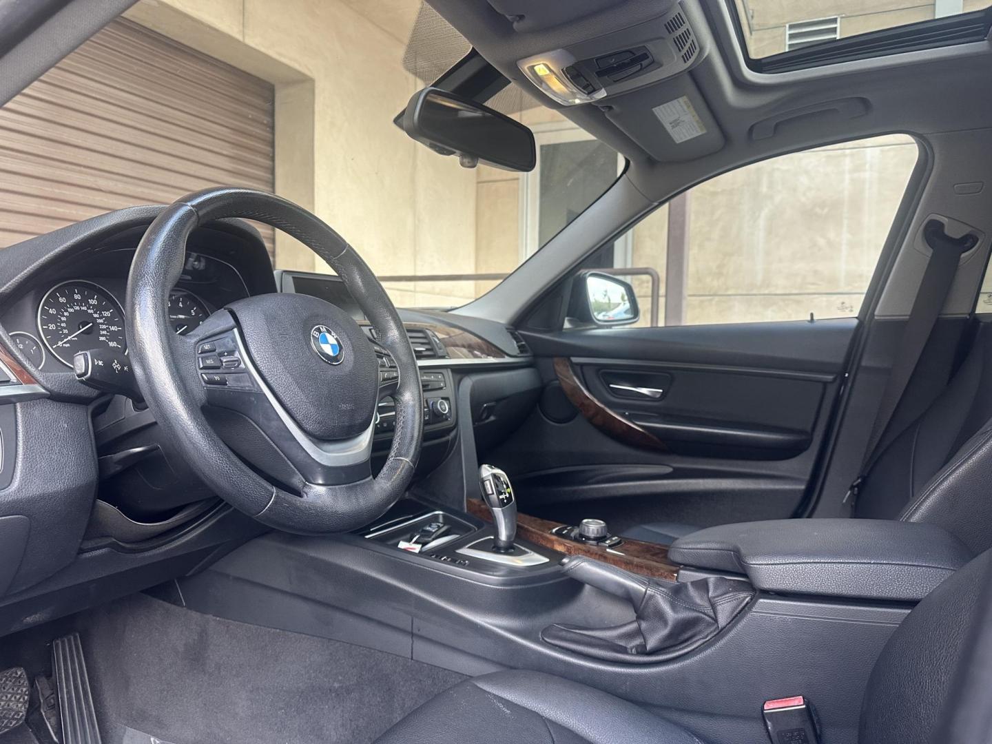 2015 Black /Black BMW 3-Series 328i SULEV (WBA3C1C5XFK) with an 2.0L L4 DOHC 16V engine, 8-Speed Automatic transmission, located at 30 S. Berkeley Avenue, Pasadena, CA, 91107, (626) 248-7567, 34.145447, -118.109398 - 2015 BMW 328i: Luxury, Performance, and Easy Financing with Buy Here Pay Here Looking for a luxury sedan but worried about bad credit? The 2015 BMW 328i is the perfect car for those who want a balance of performance, style, and reliability. At our dealership, we specialize in helping buyers with - Photo#13