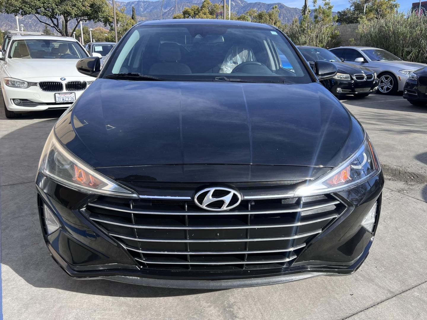 2020 Black /Black Hyundai Elantra Limited (5NPD84LF0LH) with an 1.8L L4 DOHC 16V engine, 6A transmission, located at 30 S. Berkeley Avenue, Pasadena, CA, 91107, (626) 248-7567, 34.145447, -118.109398 - Why the 2020 Hyundai Elantra Value Edition is the Perfect Choice The 2020 Hyundai Elantra Value Edition stands out as one of the best options in the compact sedan market, offering a wide array of features at an affordable price point. Whether you’re upgrading your current car or purchasing your f - Photo#5