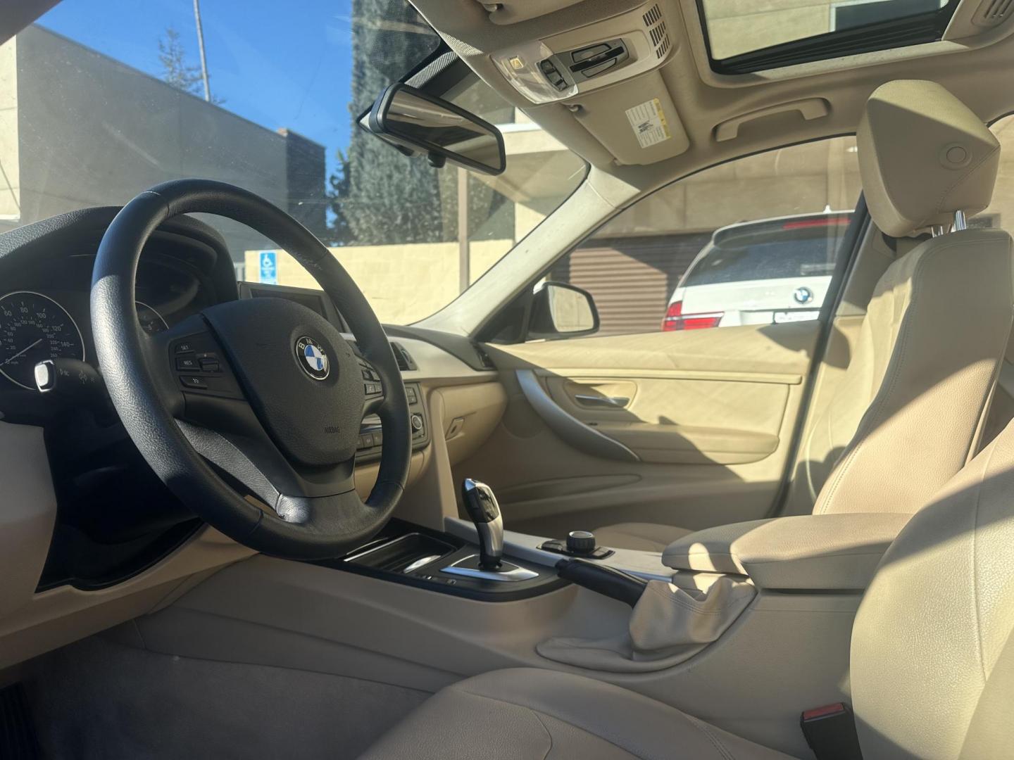 2014 Alpine White /Tan BMW 3-Series 320i Sedan (WBA3B1G59EN) with an 2.0L L4 DOHC 16V engine, Automatic transmission, located at 30 S. Berkeley Avenue, Pasadena, CA, 91107, (626) 248-7567, 34.145447, -118.109398 - Looking for a sleek, reliable, and luxurious vehicle with flexible financing options? Check out this 2014 BMW 320i at our Buy Here Pay Here Los Angeles dealership. This high-performance sedan combines BMW’s signature driving dynamics with comfort and cutting-edge features. Whether you're building - Photo#11