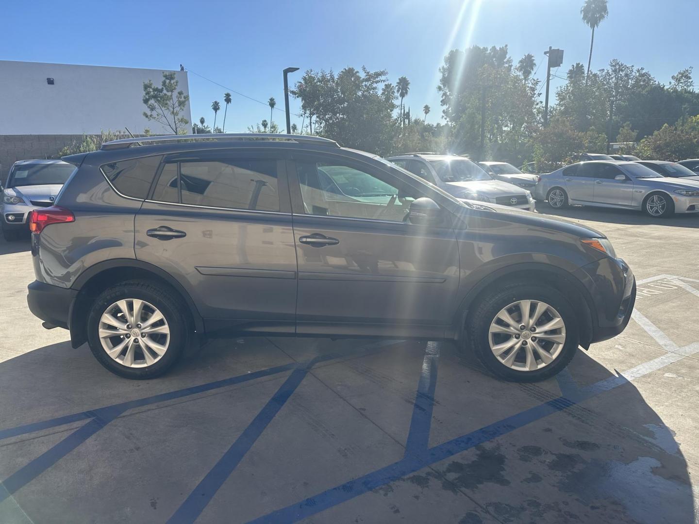 2014 Space Gray Metallic /Black Toyota RAV4 Limited AWD (2T3DFREV4EW) with an 2.5L L4 DOHC 16V engine, 6-Speed Automatic transmission, located at 30 S. Berkeley Avenue, Pasadena, CA, 91107, (626) 248-7567, 34.145447, -118.109398 - Looking for a dependable, stylish SUV with flexible financing options? The 2014 Toyota RAV4 Limited is an excellent choice, balancing reliability, comfort, and modern features. At our Buy Here Pay Here Los Angeles dealership, we make purchasing this versatile SUV straightforward with our in-house fi - Photo#6