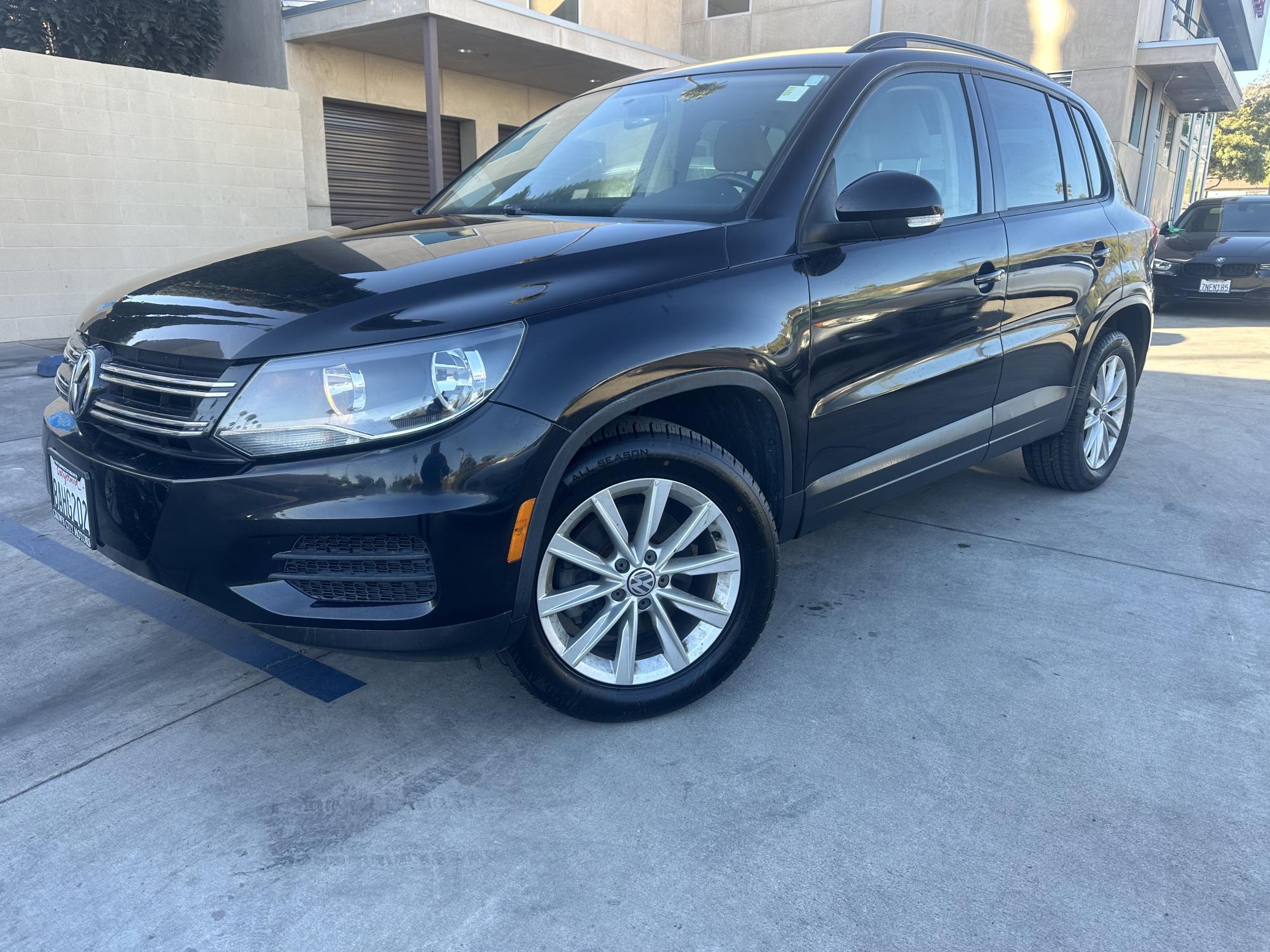 photo of 2015 Volkswagen Tiguan S