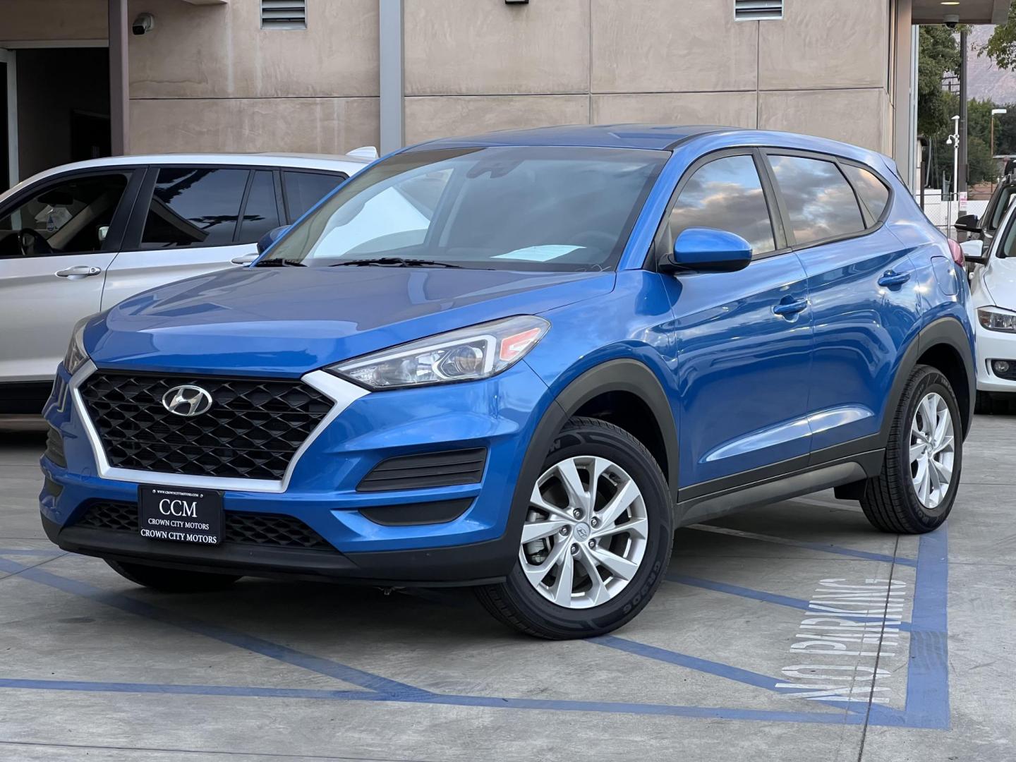 2019 Aqua Blue /Black Hyundai Tucson SE (KM8J23A48KU) with an 2.0L L4 DOHC 16V engine, 6A transmission, located at 30 S. Berkeley Avenue, Pasadena, CA, 91107, (626) 248-7567, 34.145447, -118.109398 - Looking for a reliable, stylish SUV? The 2019 Hyundai Tucson SE is an excellent choice for Los Angeles and Pasadena drivers, especially if you're seeking flexible financing options. This compact SUV offers a sleek design, spacious interior, and advanced safety features, making it perfect for both ci - Photo#1