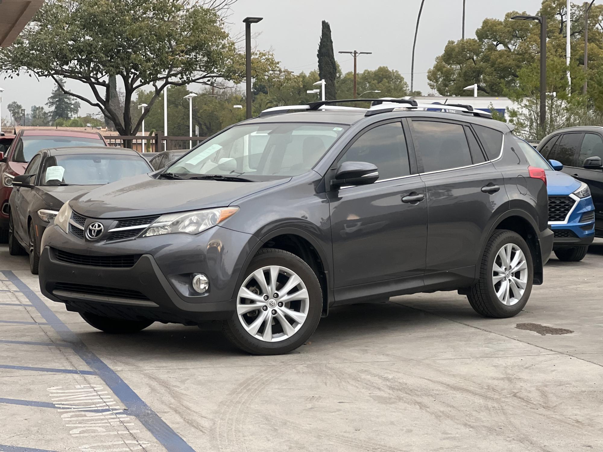 photo of 2013 Toyota RAV4 Limited FWD