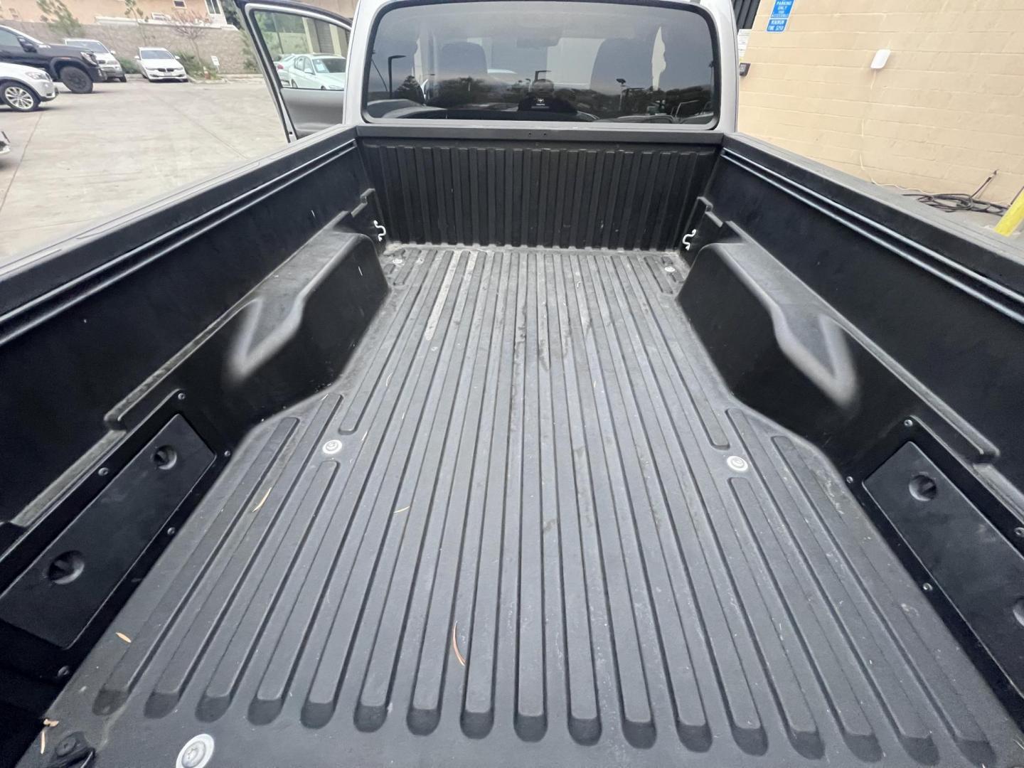 2018 Space Gray Metallic Toyota Tacoma SR5 Access Cab I4 6AT 2WD (5TFRX5GNXJX) with an 2.7L L4 DOHC 16V engine, 6A transmission, located at 30 S. Berkeley Avenue, Pasadena, CA, 91107, (626) 248-7567, 34.145447, -118.109398 - Crown City Motors is a used “Buy Here Pay Here” car dealer in Pasadena CA. “Buy Here Pay Here” financing, means that when you purchase your vehicle from our dealership, that you make the payments to the dealership as well. We do not need the banks approval to get you approved for a used auto - Photo#21