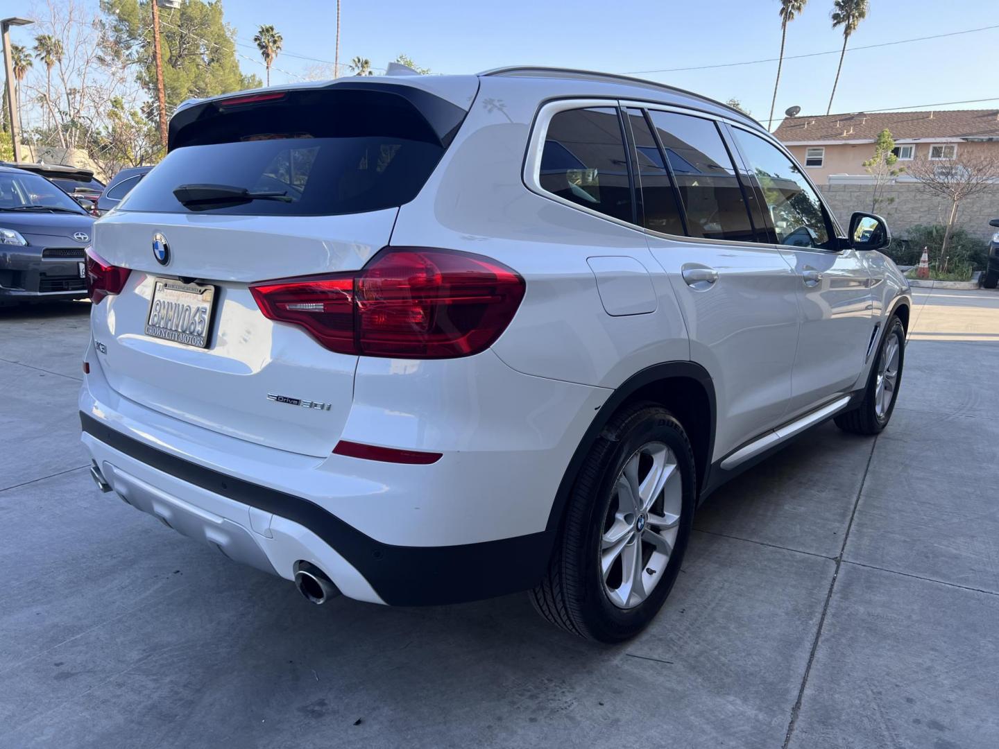 2019 Alpine White /Gray BMW X3 xDrive30i (5UXTR7C5XKL) with an 2.0L L4 DOHC 16V engine, 8A transmission, located at 30 S. Berkeley Avenue, Pasadena, CA, 91107, (626) 248-7567, 34.145447, -118.109398 - 2019 BMW X3 – Low Miles, Luxury Features, and Flexible Financing Options Are you looking for a stylish, luxury SUV that combines performance, comfort, and advanced features? This 2019 BMW X3 is the perfect choice! With only 54,205 miles, this low-mileage SUV is ready to elevate your driving exp - Photo#9