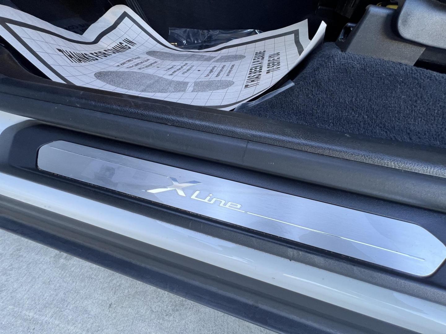 2019 Alpine White /Gray BMW X3 xDrive30i (5UXTR7C5XKL) with an 2.0L L4 DOHC 16V engine, 8A transmission, located at 30 S. Berkeley Avenue, Pasadena, CA, 91107, (626) 248-7567, 34.145447, -118.109398 - 2019 BMW X3 – Low Miles, Luxury Features, and Flexible Financing Options Are you looking for a stylish, luxury SUV that combines performance, comfort, and advanced features? This 2019 BMW X3 is the perfect choice! With only 54,205 miles, this low-mileage SUV is ready to elevate your driving exp - Photo#12