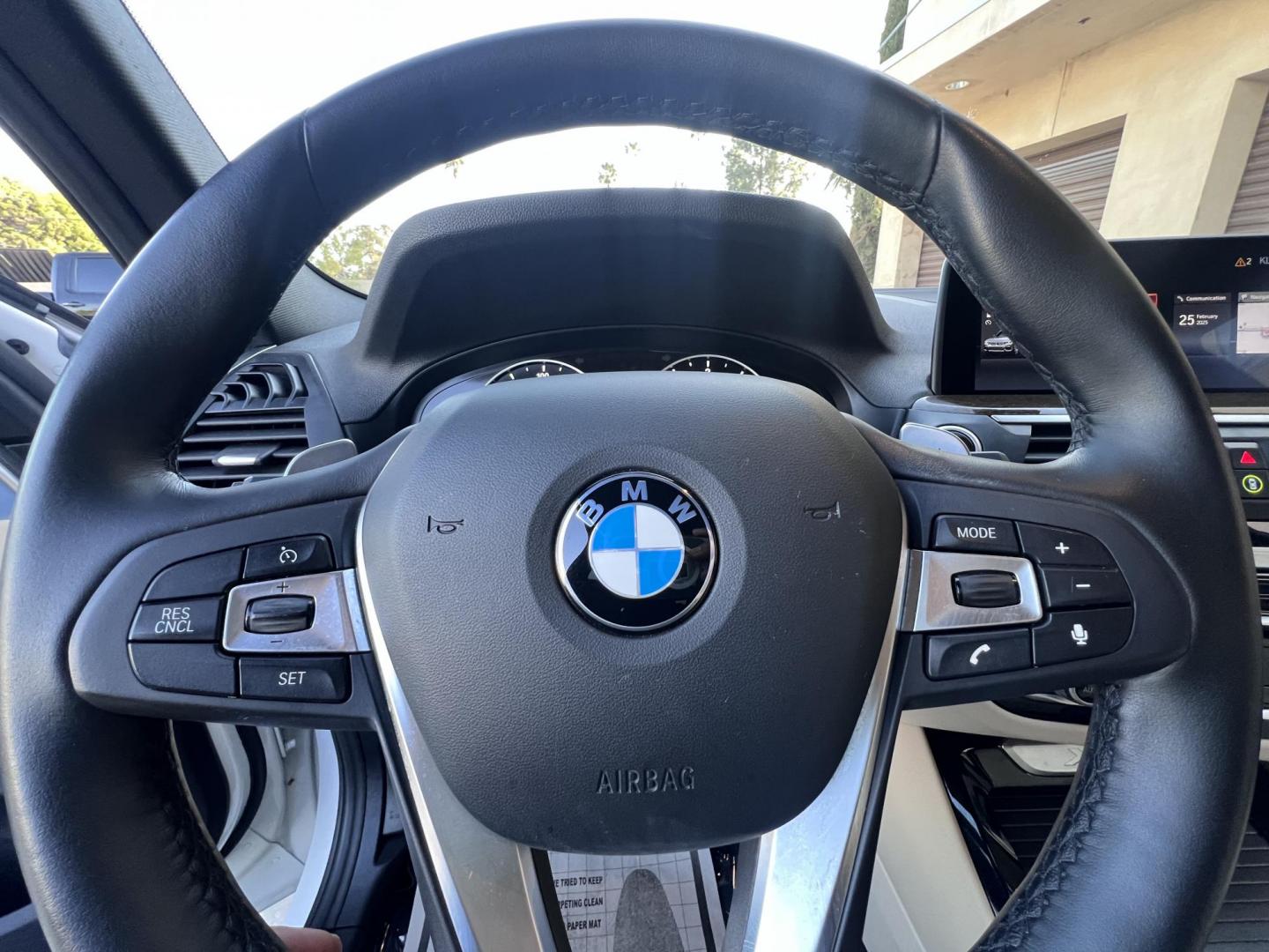 2019 Alpine White /Gray BMW X3 xDrive30i (5UXTR7C5XKL) with an 2.0L L4 DOHC 16V engine, 8A transmission, located at 30 S. Berkeley Avenue, Pasadena, CA, 91107, (626) 248-7567, 34.145447, -118.109398 - 2019 BMW X3 – Low Miles, Luxury Features, and Flexible Financing Options Are you looking for a stylish, luxury SUV that combines performance, comfort, and advanced features? This 2019 BMW X3 is the perfect choice! With only 54,205 miles, this low-mileage SUV is ready to elevate your driving exp - Photo#27