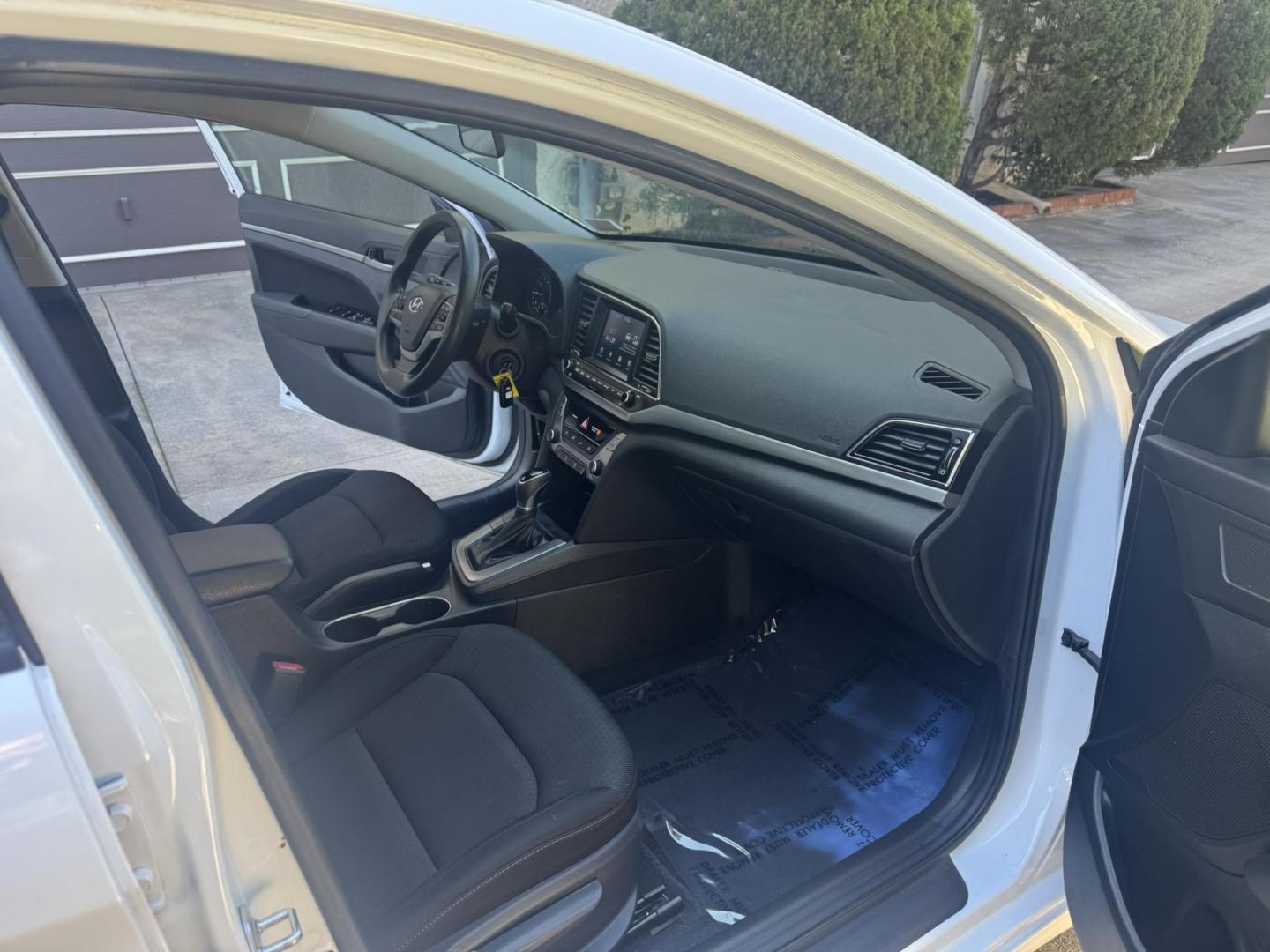 2018 White /BLACK Hyundai Elantra Limited (5NPD84LF3JH) with an 1.8L L4 DOHC 16V engine, 6A transmission, located at 30 S. Berkeley Avenue, Pasadena, CA, 91107, (626) 248-7567, 34.145447, -118.109398 - Looking for a reliable, affordable, and stylish sedan? Visit Crow City Motors at 30 S Berkeley Ave, Pasadena, CA 91107, and check out our 2018 Hyundai Elantra sedan. At Crow City Motors, we specialize in helping customers secure the vehicle they need with flexible financing options, including Buy He - Photo#14