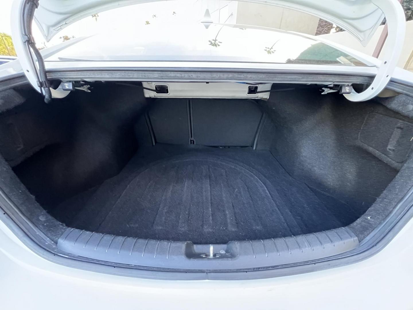 2018 White /BLACK Hyundai Elantra Limited (5NPD84LF3JH) with an 1.8L L4 DOHC 16V engine, 6A transmission, located at 30 S. Berkeley Avenue, Pasadena, CA, 91107, (626) 248-7567, 34.145447, -118.109398 - Looking for a reliable, affordable, and stylish sedan? Visit Crow City Motors at 30 S Berkeley Ave, Pasadena, CA 91107, and check out our 2018 Hyundai Elantra sedan. At Crow City Motors, we specialize in helping customers secure the vehicle they need with flexible financing options, including Buy He - Photo#53