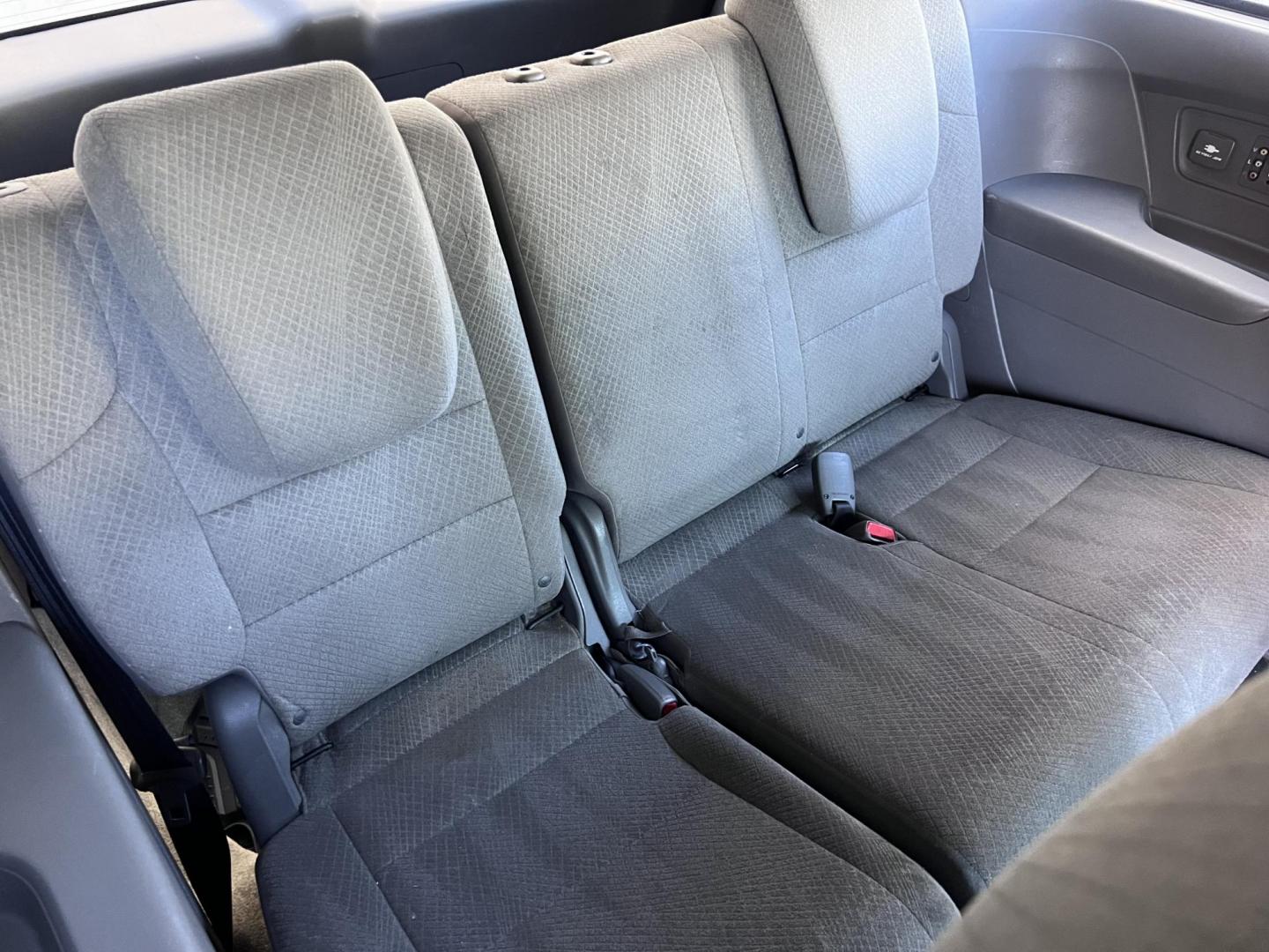 2016 Gray /Gray Honda Odyssey SE (5FNRL5H38GB) with an 3.5L V6 SOHC 24V engine, 6A transmission, located at 30 S. Berkeley Avenue, Pasadena, CA, 91107, (626) 248-7567, 34.145447, -118.109398 - For sale at Crown City Motors, 30 S Berkeley Ave, Pasadena, CA 91107: a reliable 2016 Honda Odyssey with rear AC, perfect for families needing a spacious 7-passenger minivan. This well-maintained vehicle offers a smooth ride, ample cargo space, and modern features to ensure comfort on every journey. - Photo#23